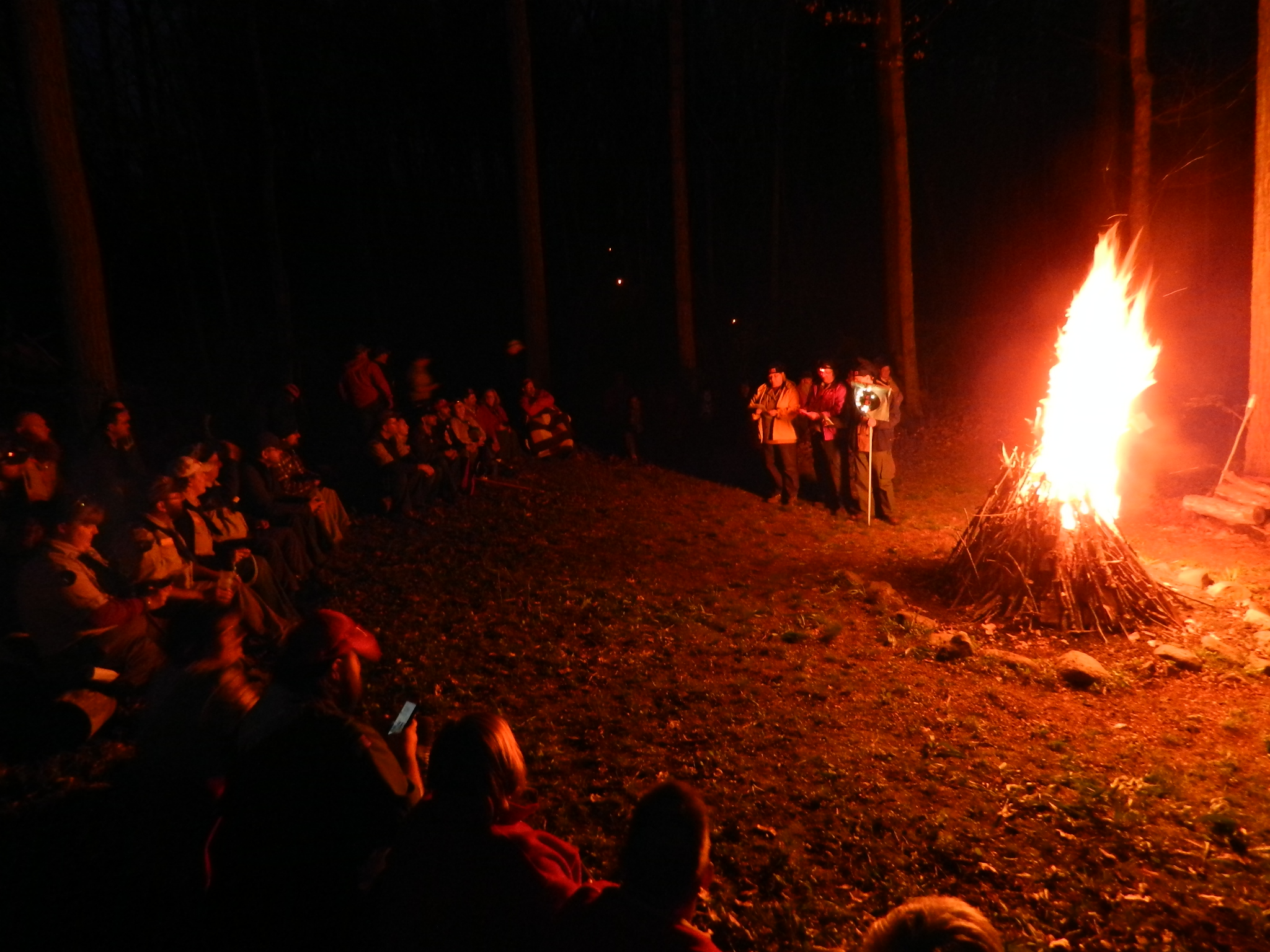 Night_campfire.JPG